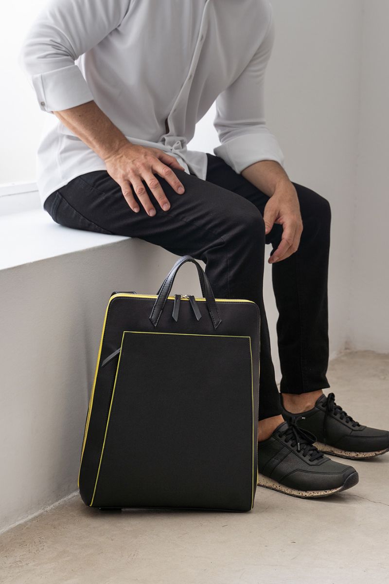 Urban laptop backpack - Black/Yellow